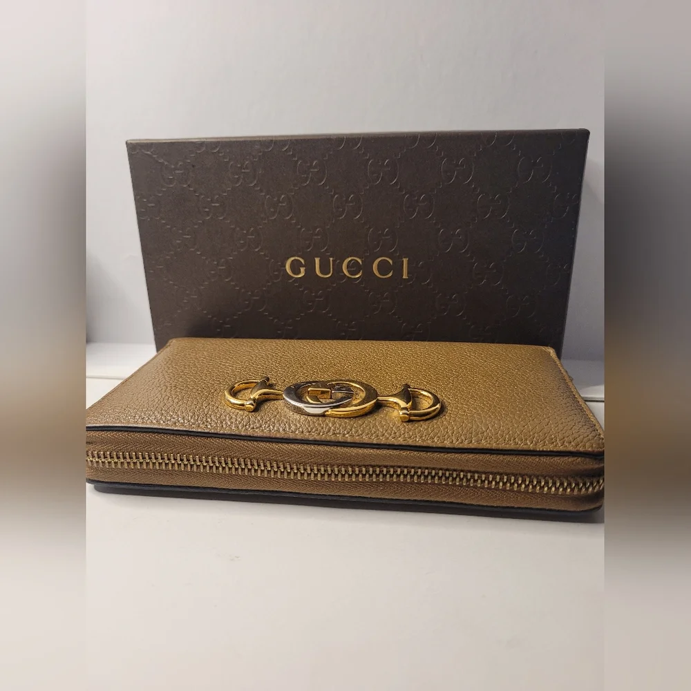 Gucci Interlocking Horsebit Long Wallet